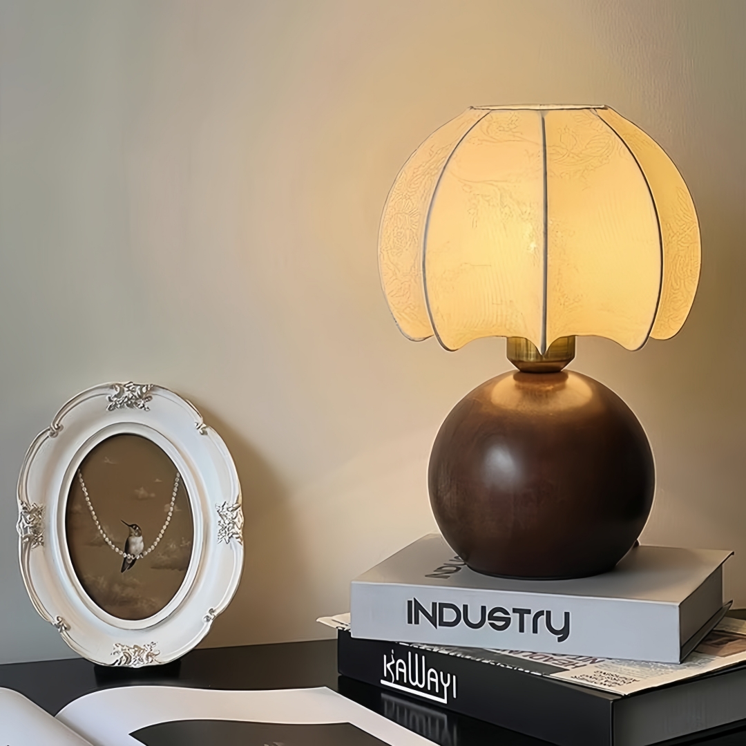 Textiles For Home - Винтажная настольная лампа с цветочным узором,