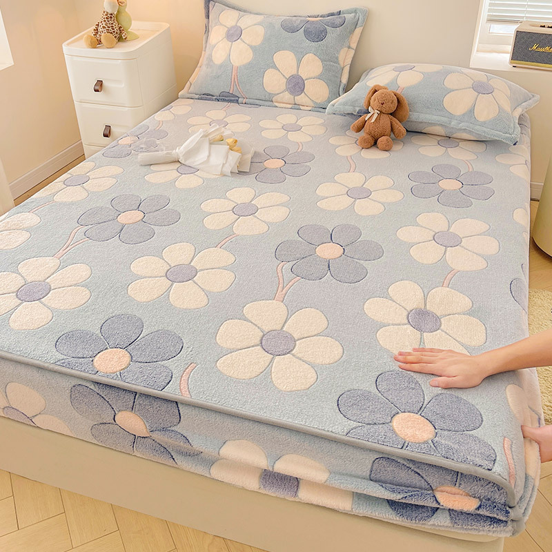 Осенне-зимний комплект плюшевы – обзор и цена Home Textiles Bedding